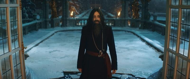 「キングスマン」最新作、ラスプーチン役の怪演に絶賛の声 重視したのは“空気感”