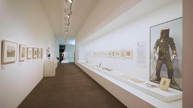 「富野由悠季の世界」ドキュメントのナレーターを嶋村侑が担当 ヨコオタロウら出演のダイジェスト公開