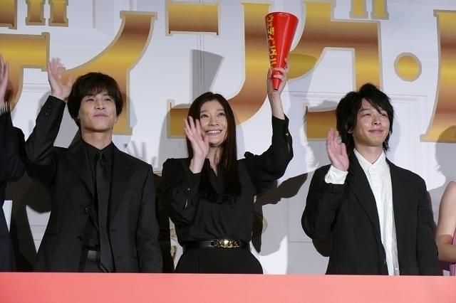 篠原涼子を筆頭に豪華キャストが登壇