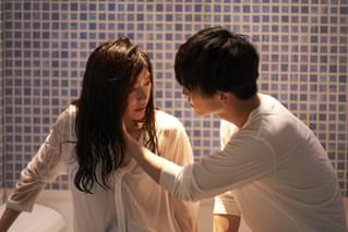 その愛は裏切りか、運命か――「金魚妻」篠原涼子、岩田剛典、長谷川京子ら禁断の愛の場面写真公開
