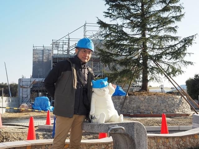 「耳をすませば」のロータリー広場、「猫の恩返し」の猫の事務所を再現した「青春の丘」