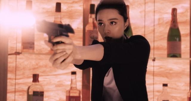 撃って撃って撃ちまくる