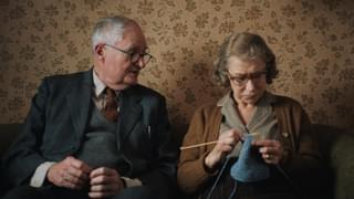 喧嘩からの英国式仲直り オスカー俳優が夫婦を演じた「ゴヤの名画と優しい泥棒」本編映像