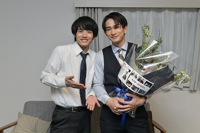 「チェリまほ」赤楚衛二＆町田啓太、笑顔と感涙のクランクアップ！「この経験も思い出も僕の宝物」