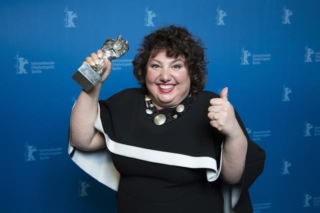 主演賞を受賞したメルテム・カプタ