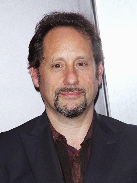 オリバー・ストーン、ザック・スナイダー作品の名編集者が死去