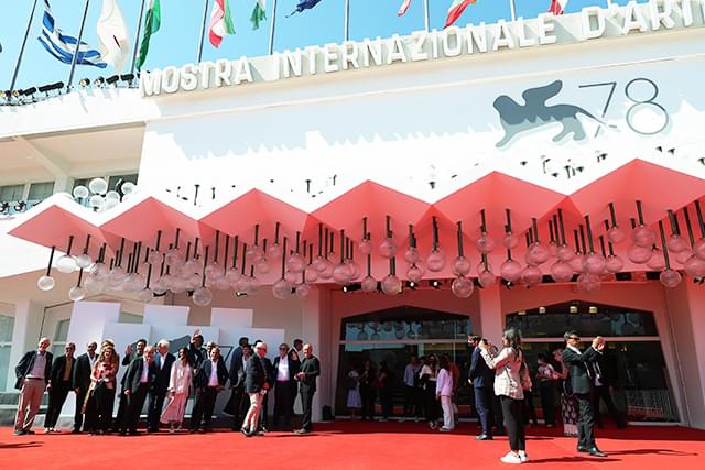 プーチン政権に批判的な作家の作品には門戸が開かれることに