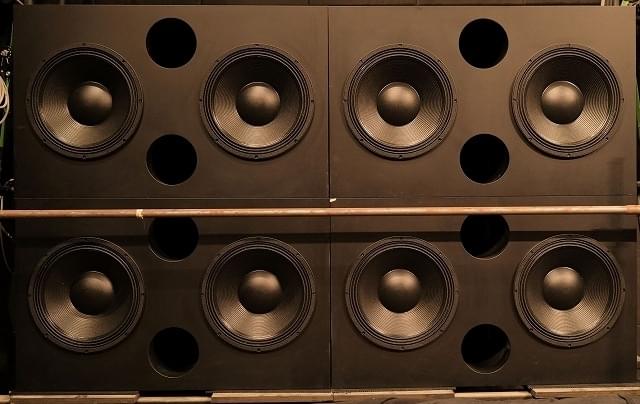 サブウーファー