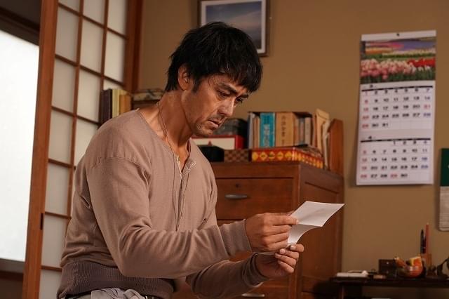 “父”阿部寛＆“息子”北村匠海に訪れた旅立ちの朝 「とんび」感涙の本編映像を入手