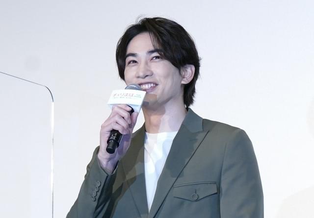 町田啓太、療養を終えて「チェリまほ」舞台挨拶に 「皆さんのおかげ」とファンに感謝