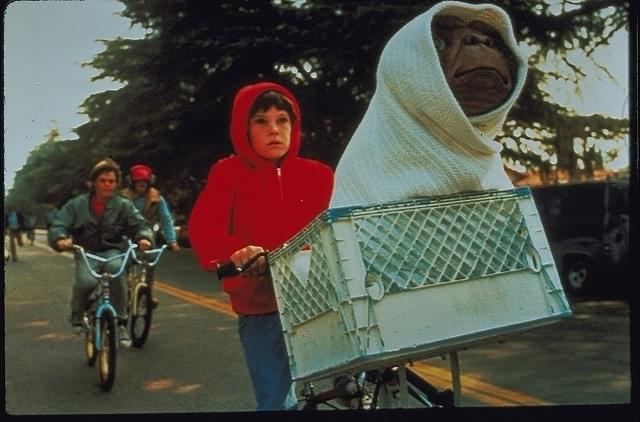「E.T.」