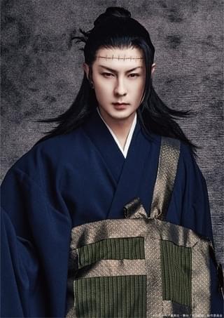 舞台「呪術廻戦」虎杖役に「刀ミュ」佐藤流司、五条悟役は三浦涼介 舞台版ビジュアルも公開