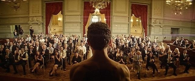 もしも生身の人間(難民)が芸術作品となり、売買の対象になったら…