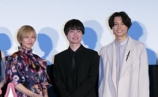 蜷川実花監督、チーム一丸を強調！ 神木隆之介、柴咲コウらと「ホリック」初日を笑顔で迎える