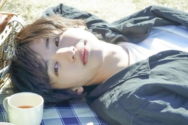 福本莉子が撮影現場で“忘れたくないもの”を撮影する「真織カメラ」企画始動