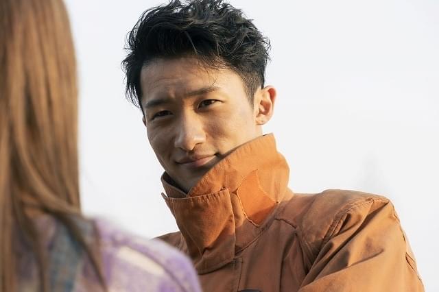 岩本照、優しい眼差しで微笑みかける 「モエカレはオレンジ色」新場面写真4点披露