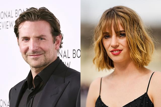 マヤ・ホーク（右）はバーンスタインの長女ジェイミー役