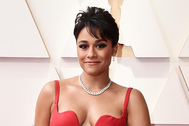 アリアナ・デボーズ、トニー賞の司会に