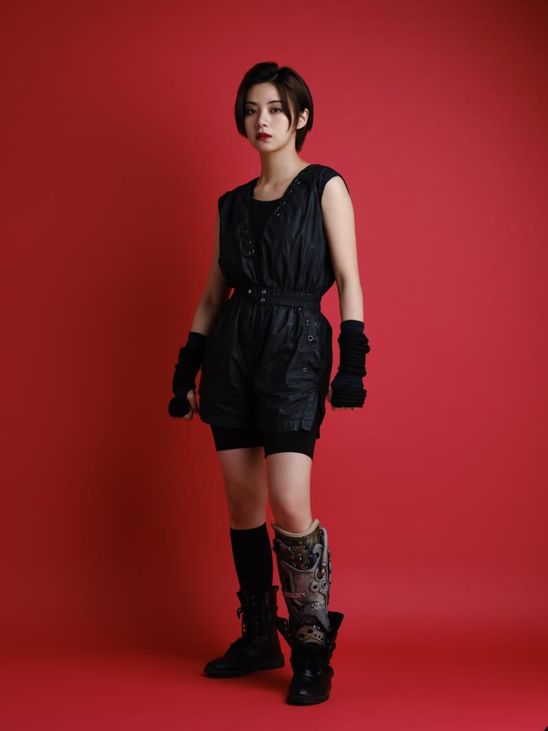 池田エライザ、令和のドロンジョに！ 機械式の“義足”をまとったビジュアルお披露目