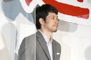 中井貴一、台風の日に屋外ロケで“かつら”飛ぶ「初めての経験」