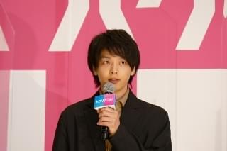 吉岡里帆、仕事への向き合い方を吐露 中村倫也＆柄本佑はグミに不満