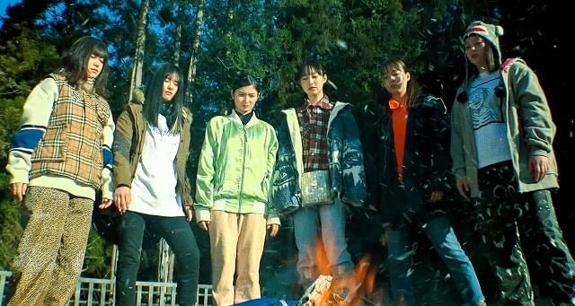 阪元裕吾監督作「グリーンバレット」映像初披露！ 殺し屋志望の女子6人が危険な訓練合宿に挑む