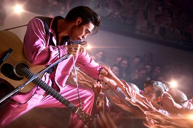 「エルヴィス」には4時間バージョンがある！ バズ・ラーマン監督が告白