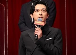 山崎賢人「キングダム2」に自信 吉沢亮は大先輩との共演に震える「みんな僕に跪いて…」