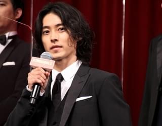山崎賢人「キングダム2」に自信 吉沢亮は大先輩との共演に震える「みんな僕に跪いて…」