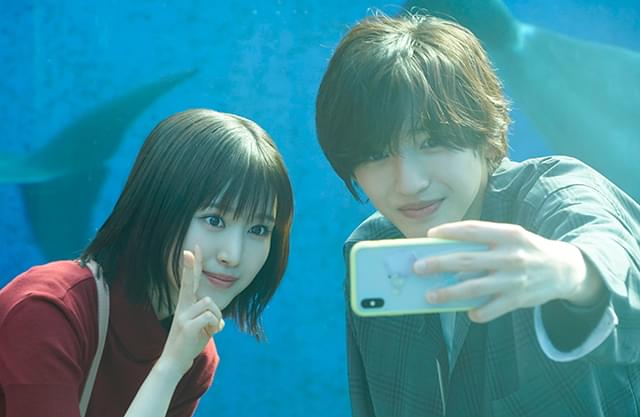 道枝駿佑＆福本莉子、デートシーンはアドリブ！ 「今夜、世界からこの恋が消えても」スペシャルトークも公開