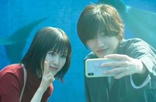 道枝駿佑＆福本莉子、デートシーンはアドリブ！ 「今夜、世界からこの恋が消えても」スペシャルトークも公開