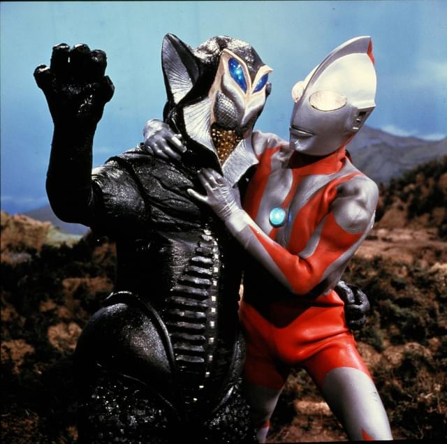 7月8日～21日はメフィラス星人の第33話「禁じられた言葉」、7月22日～8月4日はゼットンの第39話「さらばウルトラマン」を上映