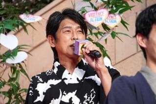 浴衣姿の橋本環奈、七夕の願い事は「王道です！」杉野遥亮らとピンクカーペットを闊歩