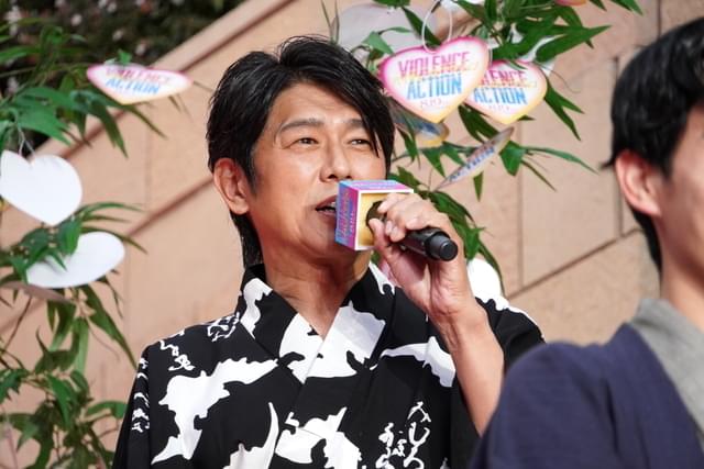 浴衣姿の橋本環奈、七夕の願い事は「王道です！」杉野遥亮らとピンクカーペットを闊歩