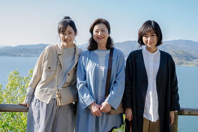 井上真央と石田えりが母娘役で共演