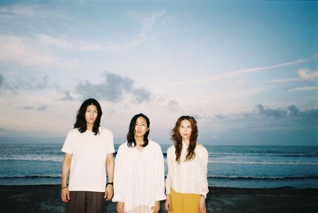 Ring Ring Lonely Rollss