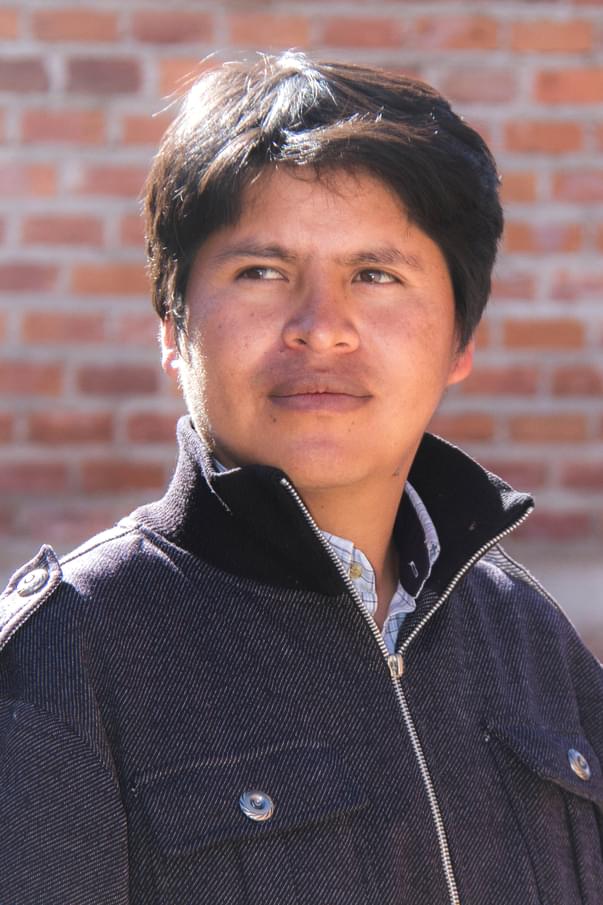 オスカル・カタコラ監督