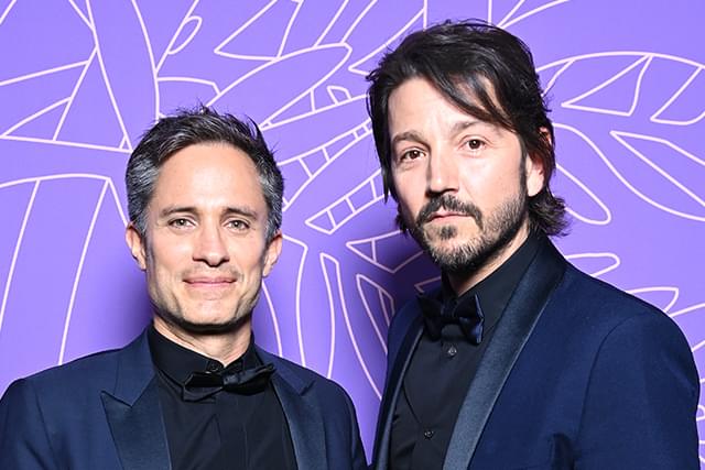 「天国の口、終りの楽園。」以来、数多くの作品で共演