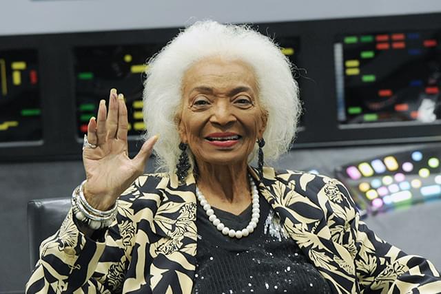 「スター・トレック」ウフーラ役女優が死去、89歳