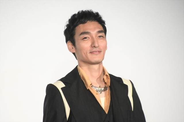 草なぎ剛、映画「サバカン SABAKAN」金沢知樹監督を絶賛「この監督は天才です」