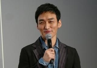 草なぎ剛「生きてるだけで大冒険」 過去2度夫婦役の尾野真千子との再共演にも意欲