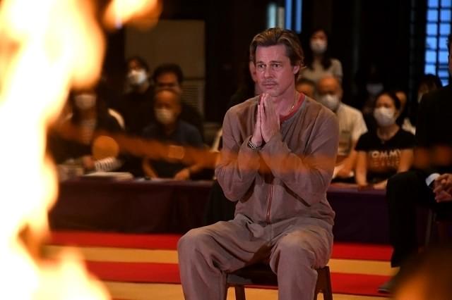 厄よけ初体験のブラッド・ピット