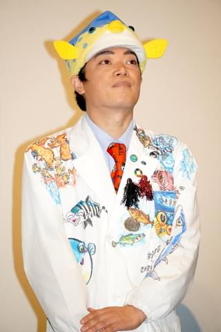 のん、“同士”さかなクンからハコフグ帽をプレゼントされギョギョ！っと大感激