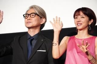 松山ケンイチ＆ムロツヨシ、撮影ですき焼き堪能 吉岡秀隆は恨み節で笑い誘う