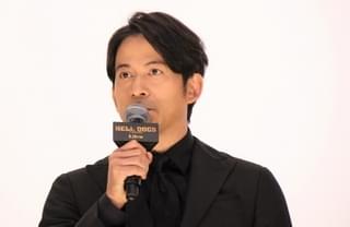 岡田准一の体幹は大木並み？ 松岡茉優が驚き「きゅんっていうより…」