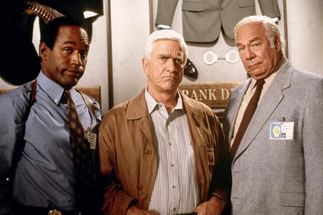 「裸の銃(ガン)を持つ男」シリーズをリブート