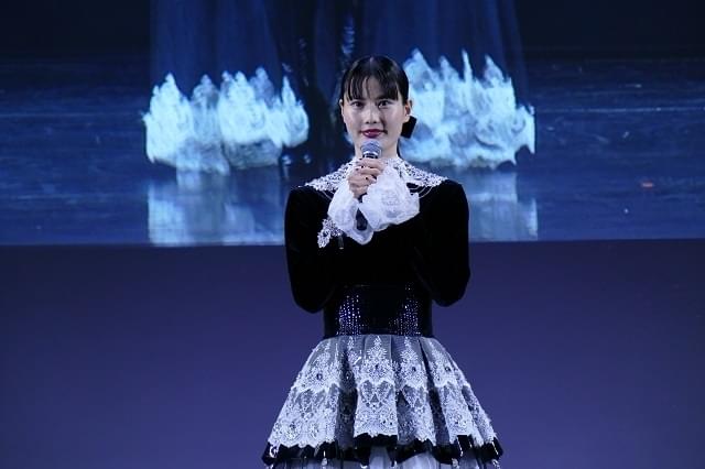 二宮和也、大規模レッドカーペットの感想は？ 橋本愛は映画祭のテーマ“飛躍”について語る