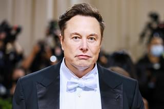 イーロン・マスクのTwitter買収、セレブリティたちが退会を検討