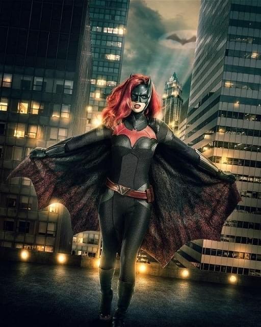 BATWOMAN バットウーマン