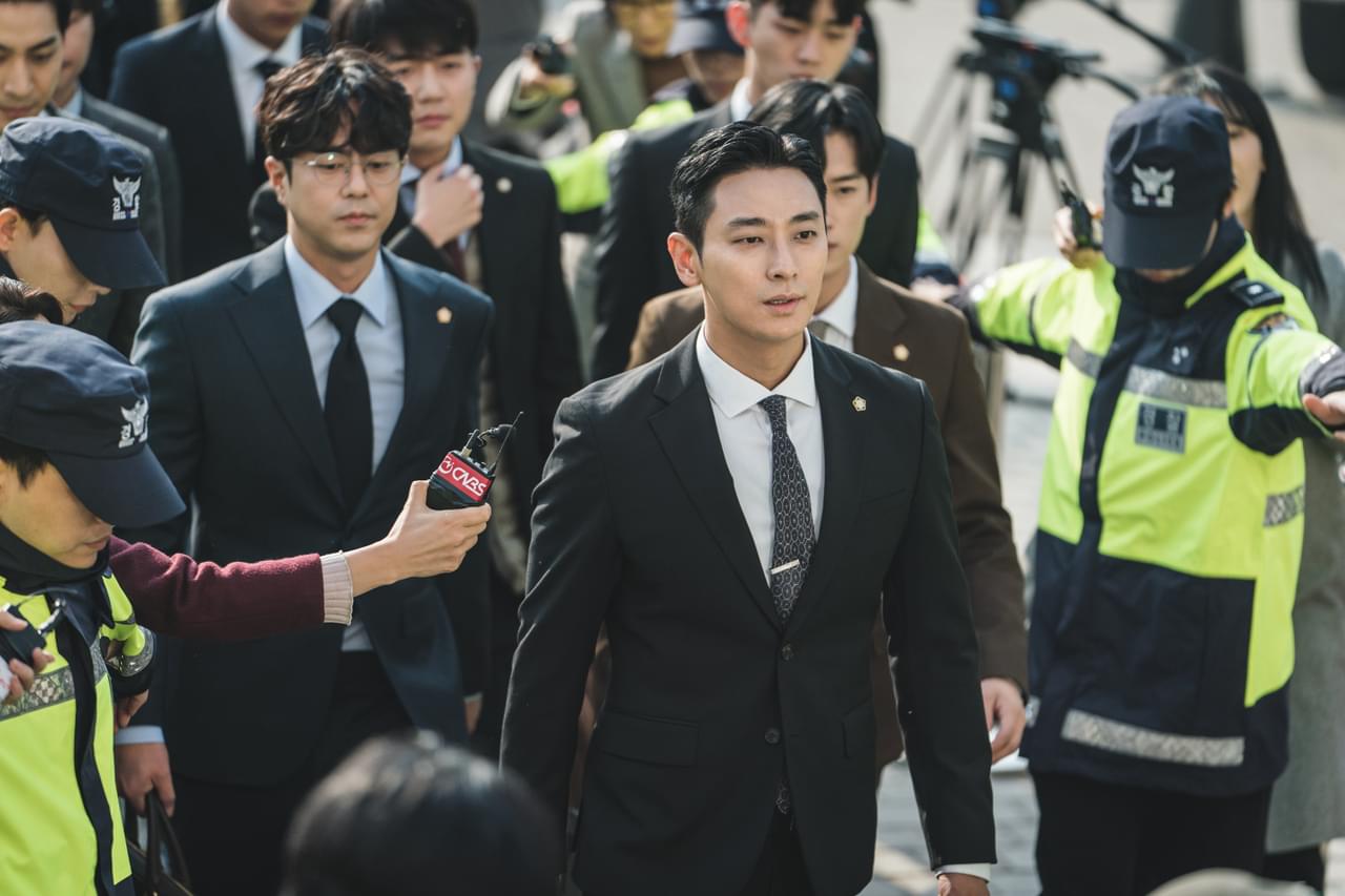 ハイエナ 弁護士たちの生存ゲーム